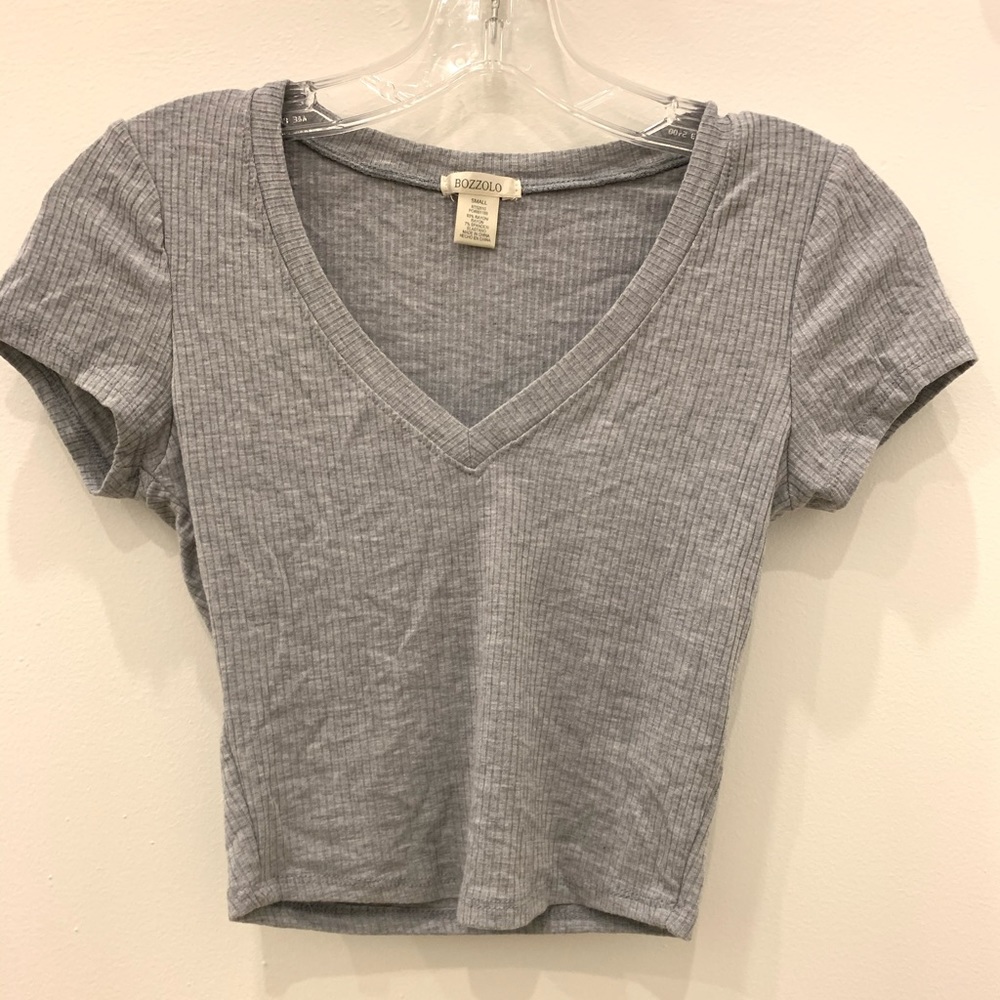 Grey cropped V-Neck